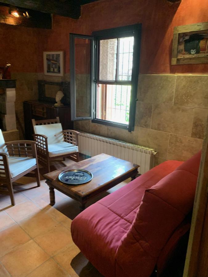 La Maison Sur La Place Ег-Морт Екстер'єр фото