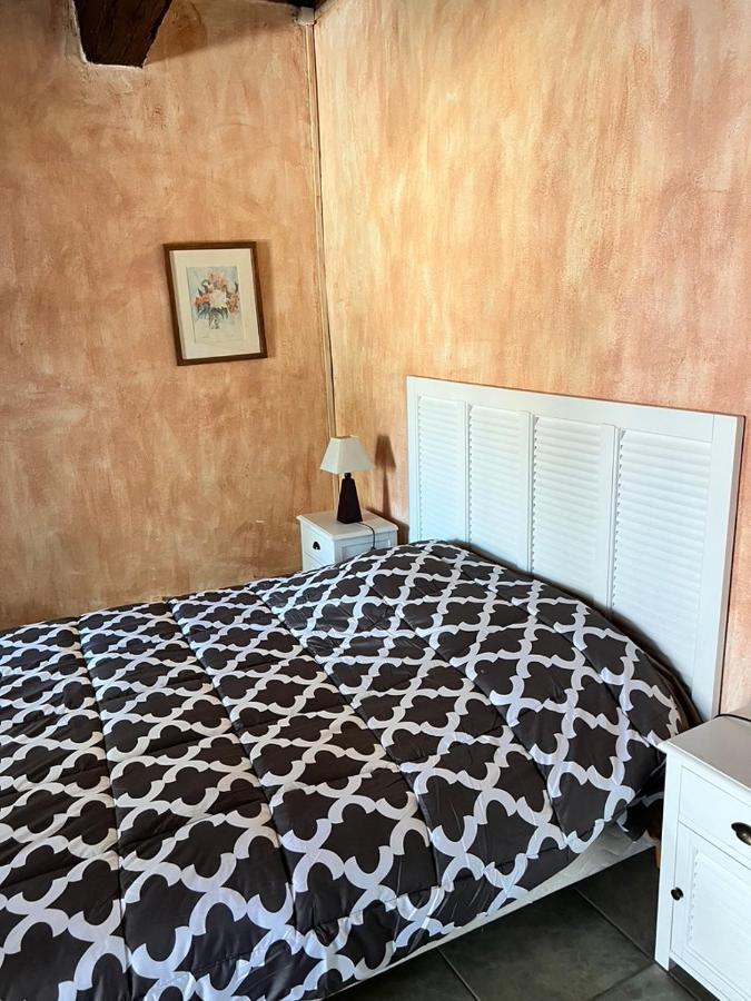 La Maison Sur La Place Ег-Морт Екстер'єр фото